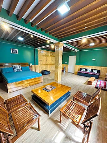 Dhames Home : Luxurious-Isolated-Panoramic view