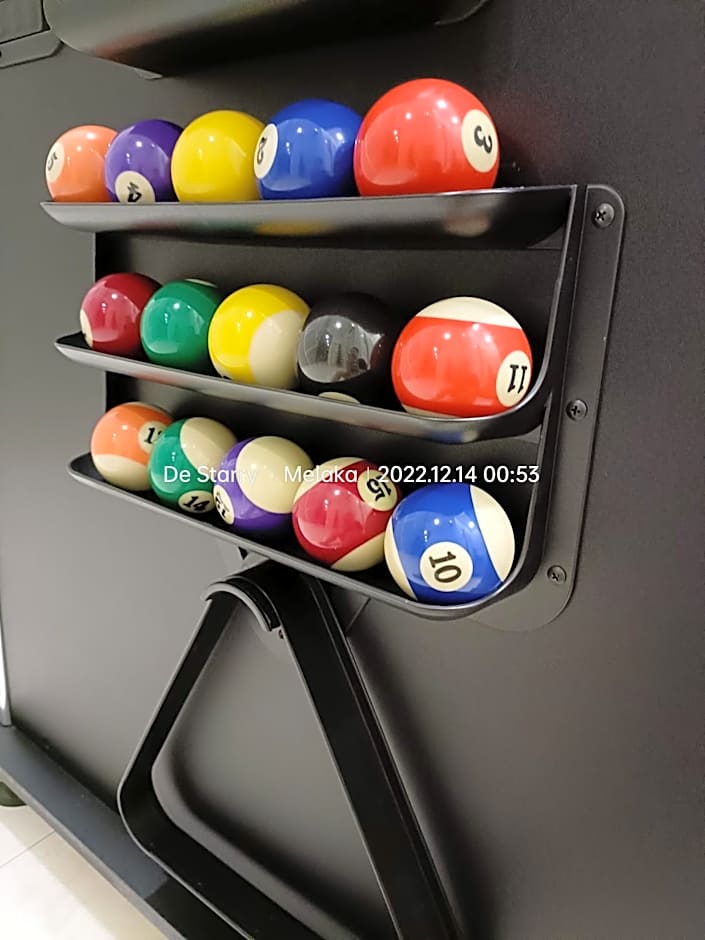 Melaka Homestay with pool 4BR Semi-D,BBQ,KTV,Billiard 15pax DeStarryVilla