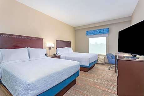 Queen Room with Two Queen Beds - Hearing Access/Non-Smoking