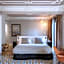 Alexandra Barcelona Hotel, Curio Collection by Hilton