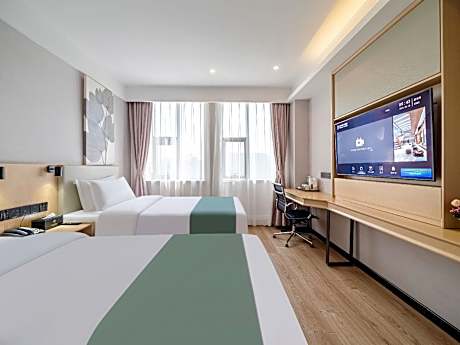 2 Bed Twin Superior Room