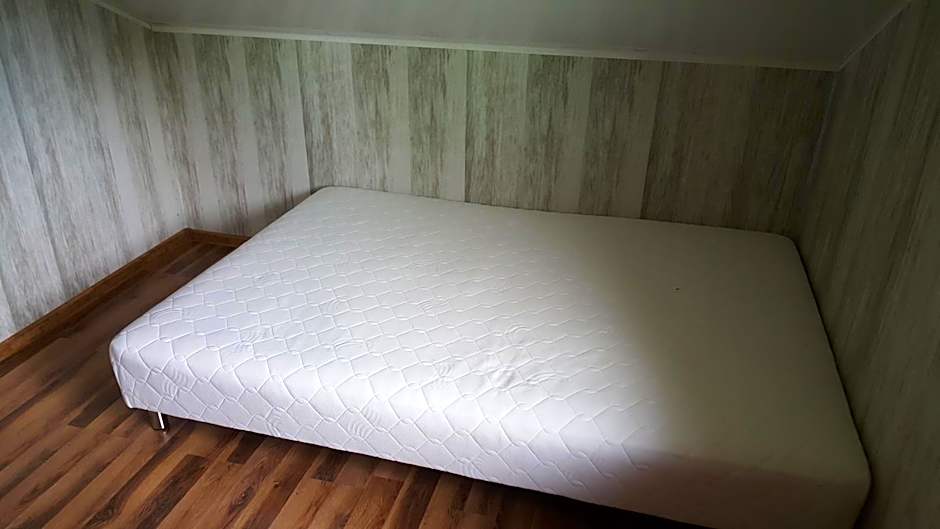 Domek letniskowy nad jeziorem w Stęszewku