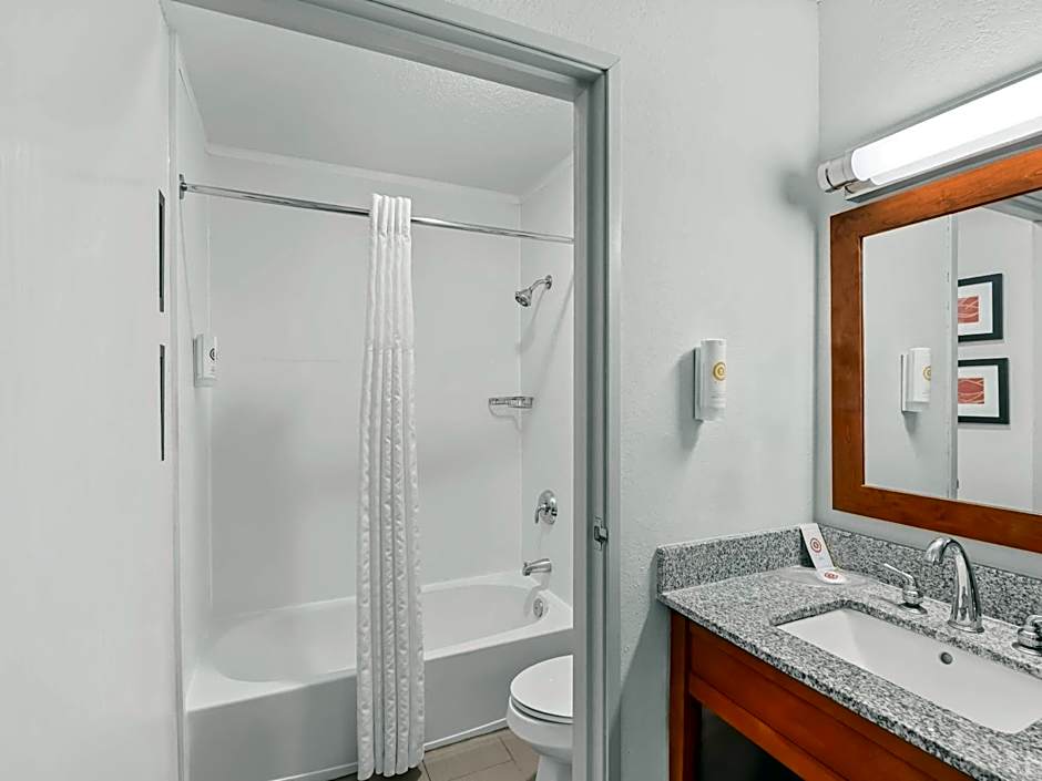 Comfort Inn & Suites Bellevue