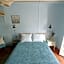 Les Magranes Bed & Breakfast