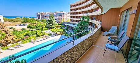 Junior Suite (2 Adults)