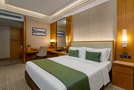 Business King Room