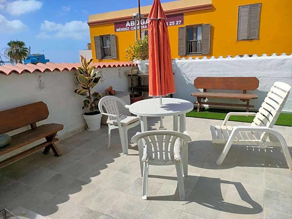 Alba 2 apartamento y Alba 3 habitación con baño