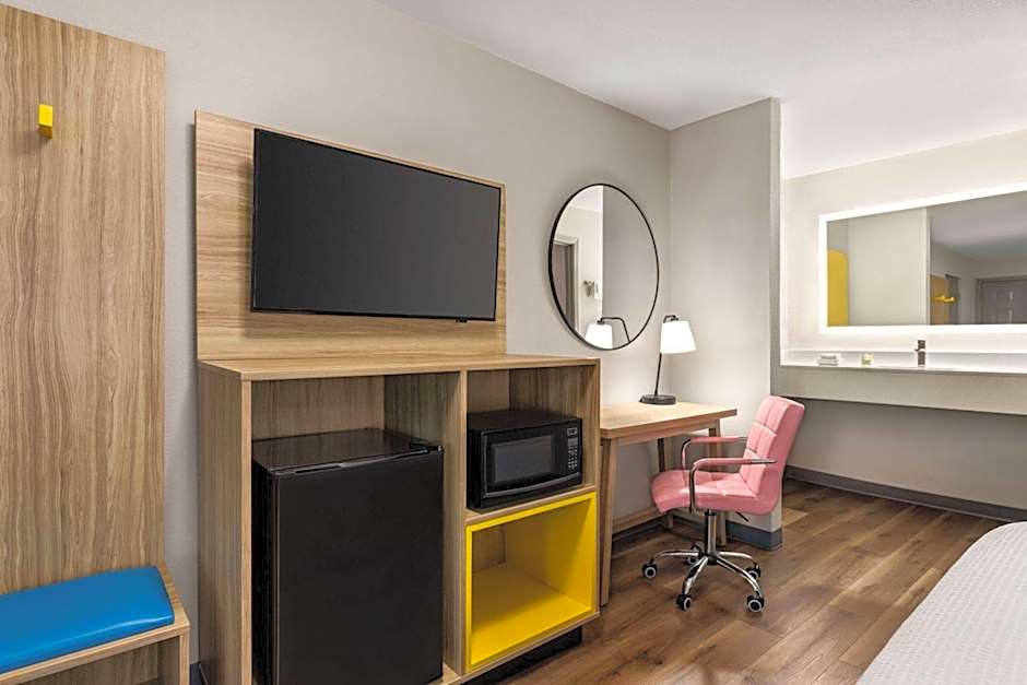 Days Inn by Wyndham Memphis at Graceland