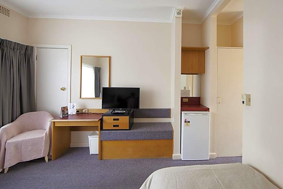 Redhill Cooma Motor Inn