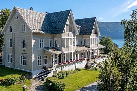 Visnes Hotel Stryn