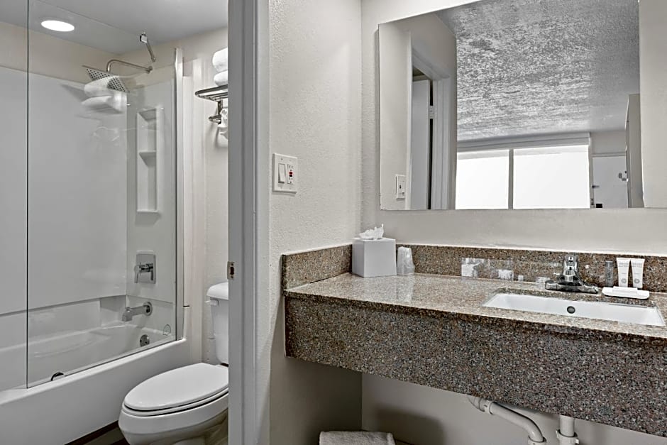 Developer Inn Maingate, a Baymont by Wyndham