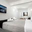 Amaze Suites