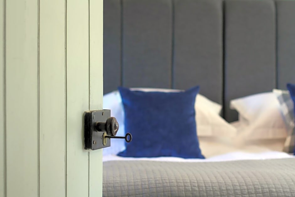 The Five Pilchards Inn