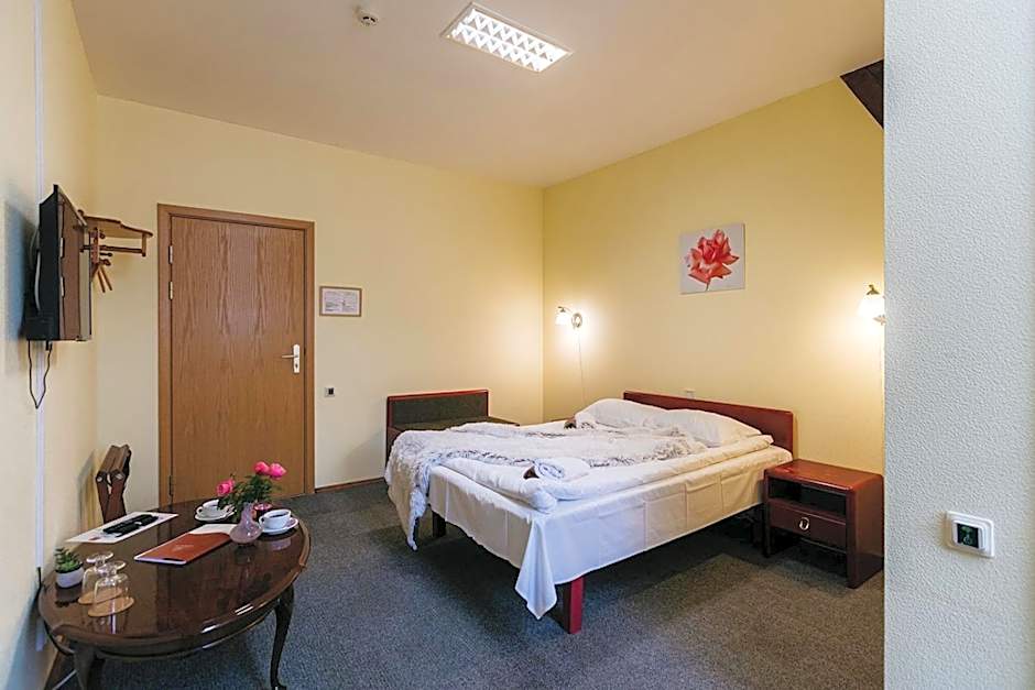 Jaunmoku Palace Complex Hotel
