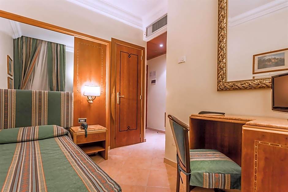 Raeli Hotel Noto