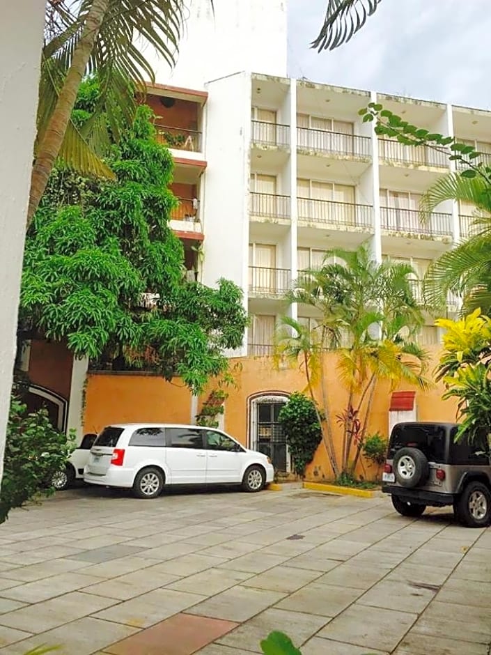 Hotel Flamingos Colima