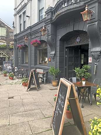 Kings Arms Hotel