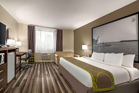 King Room- Non-Smoking