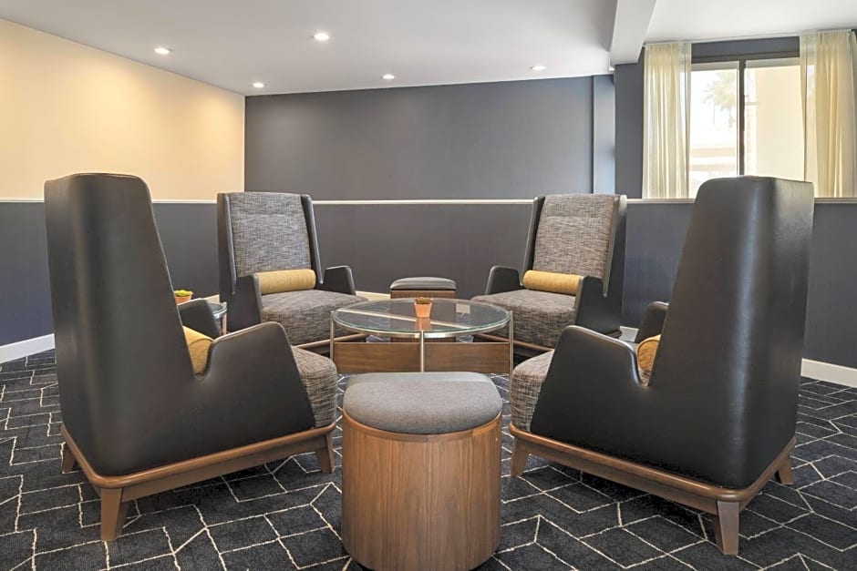 Courtyard by Marriott Palm Springs