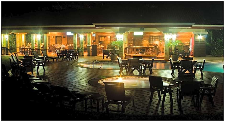 Volcano Lodge, Hotel & Thermal Experience