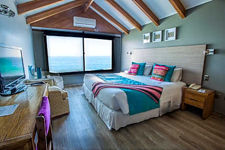 Standard Double Room with Ocean View