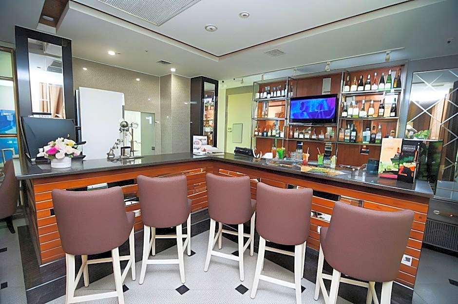 Kazzhol Hotel Astana