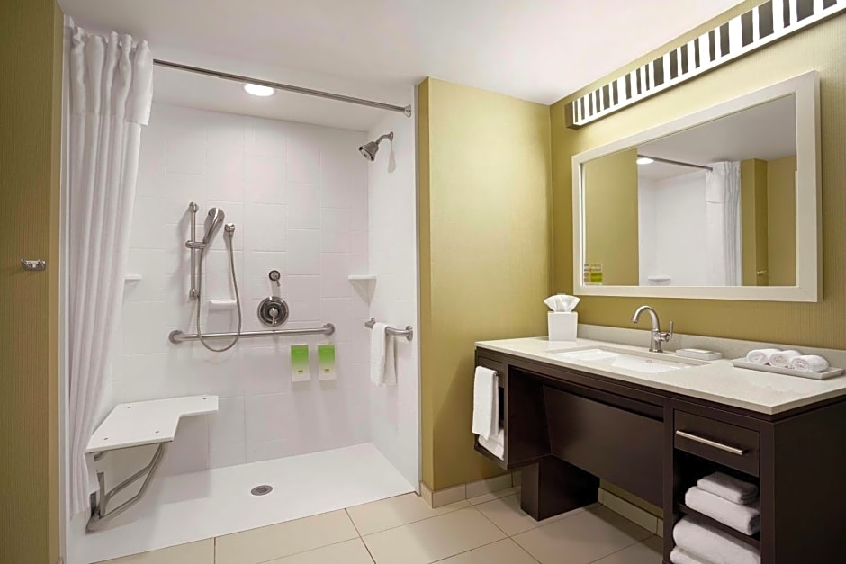 Home2 Suites By Hilton Greensboro Airport
