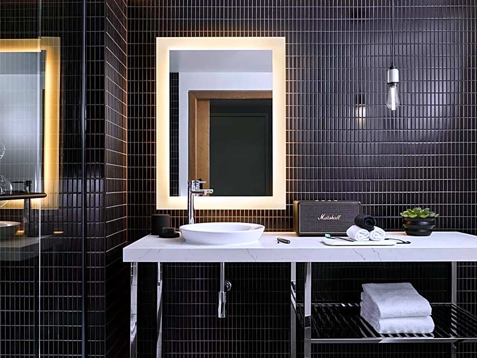 The Sound Hotel Seattle Belltown, Tapestry Collection