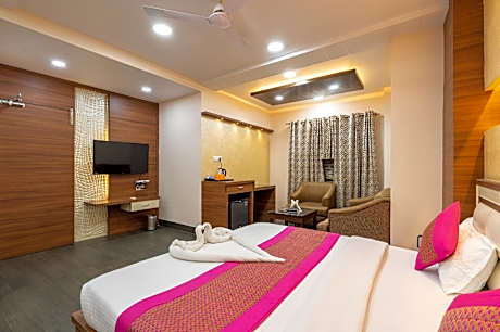 Hotel Manas Continental