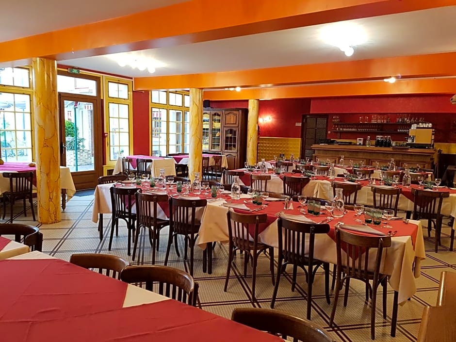 Logis Hôtel Saint-Hubert