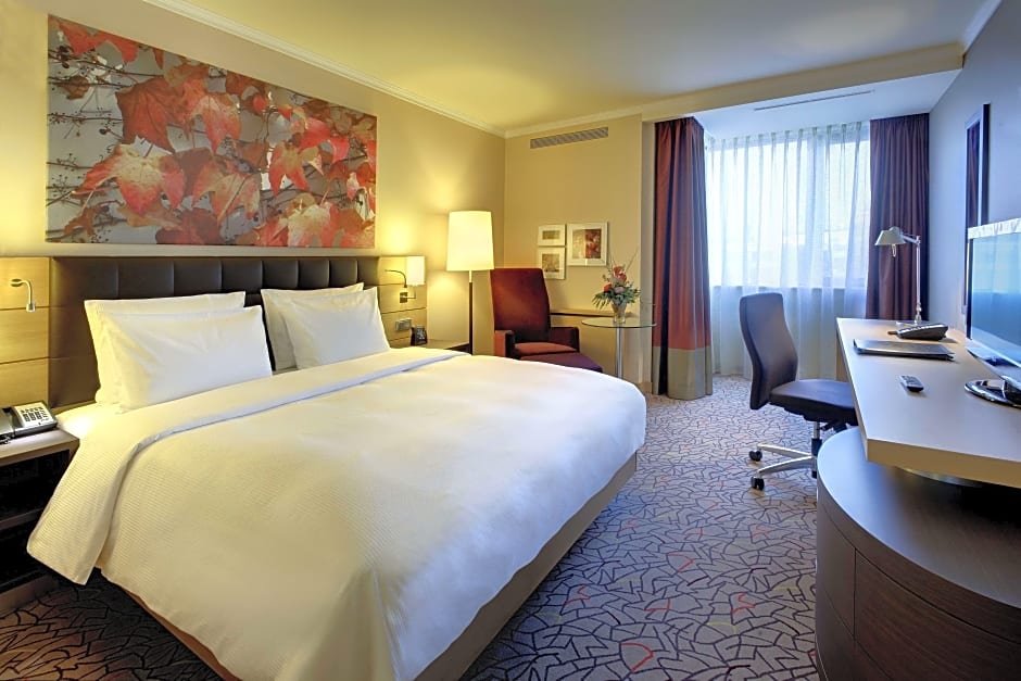Foto 1 daripada 2 — 1 King Bed Guestroom