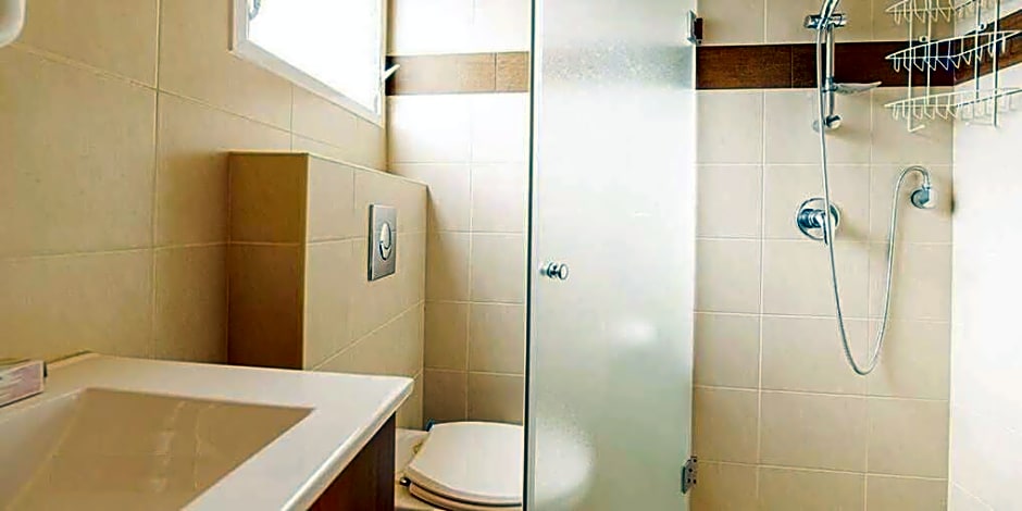 Zimmer NEVE ILAN Guest Accomodation