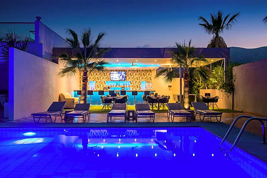 Primavera Beach Hotel Studios & Apartments