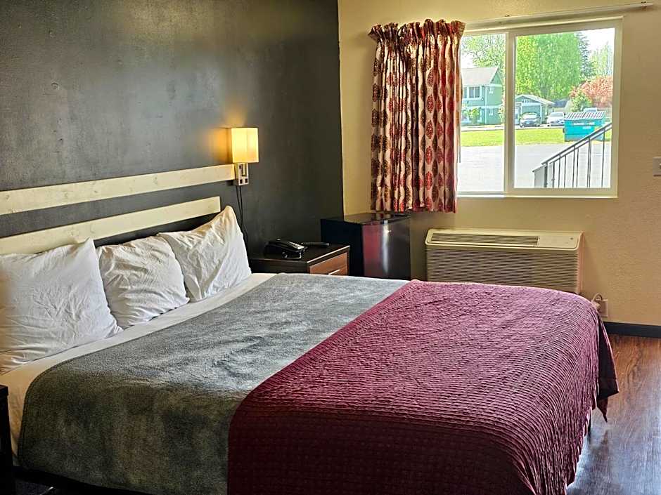 Sumner Motor Inn