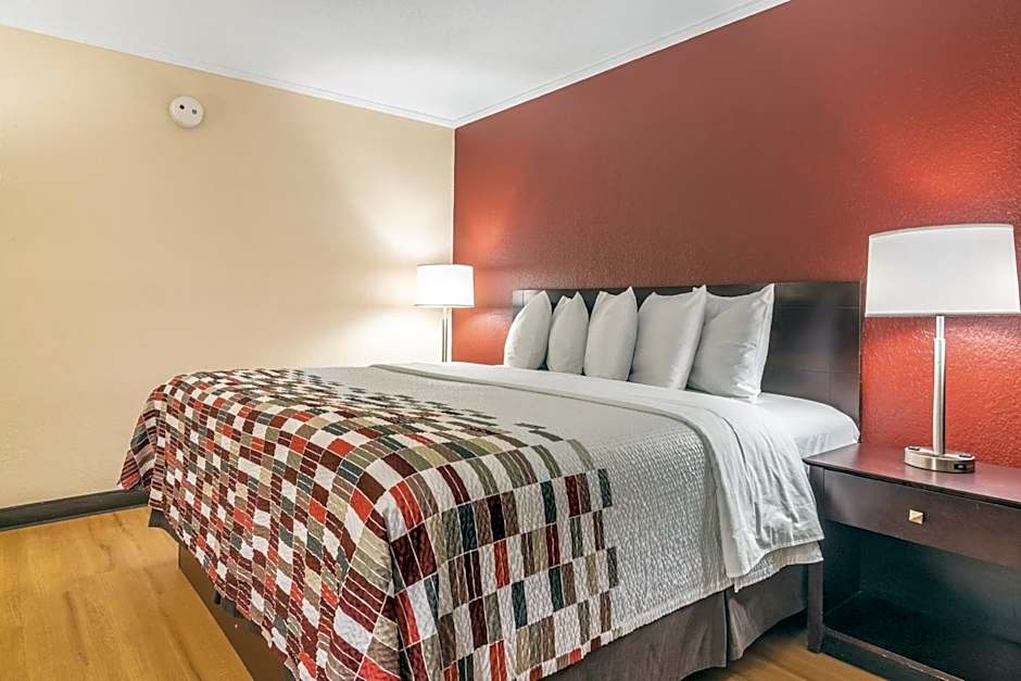 Red Roof Inn Ashtabula - Austinburg