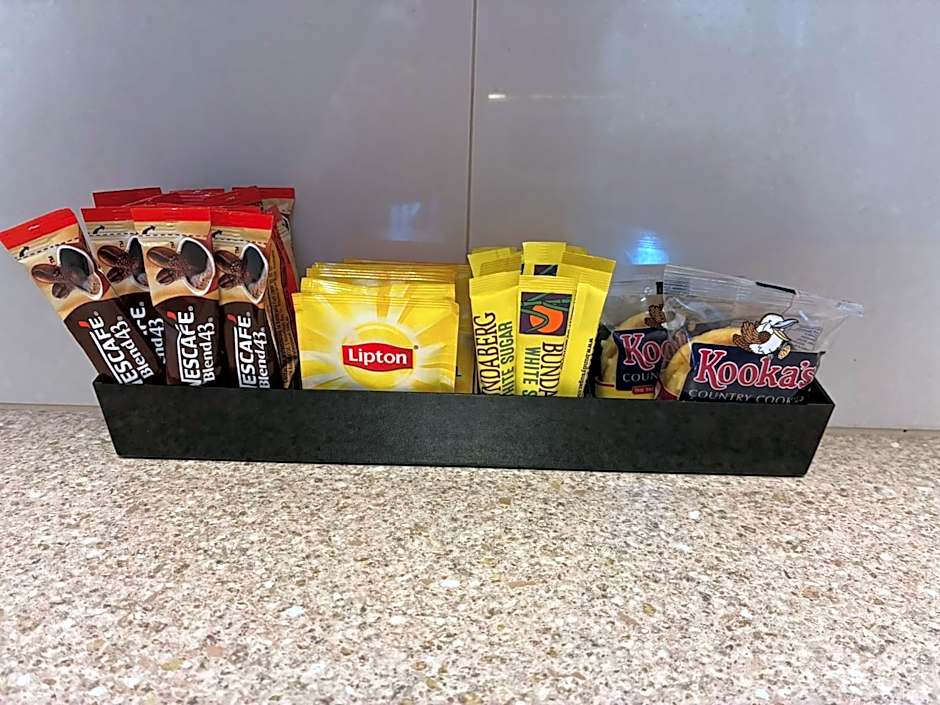 Hi Way Eight Motor Inn