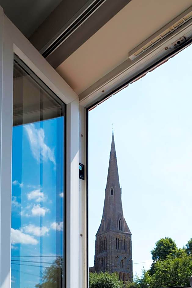 Chestnut Contractor Stays