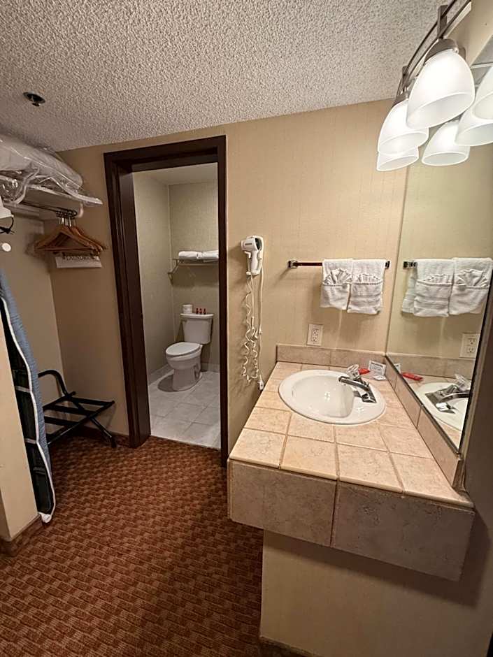 SureStay Plus Hotel by Best Western Reno Airport