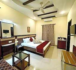 Hotel Sarovar Regency