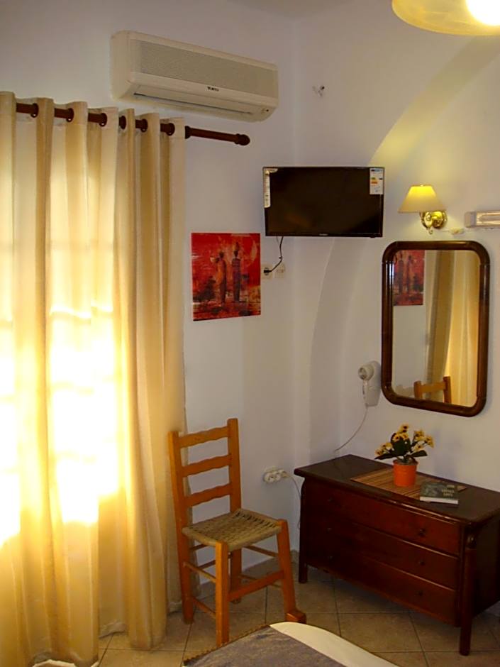 Boussetil Rooms CapAnMat