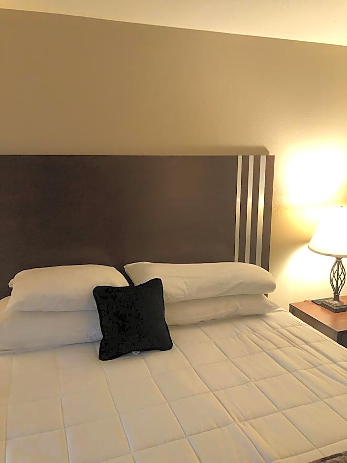 Red Lion Inn and Suites La Pine, Oregon