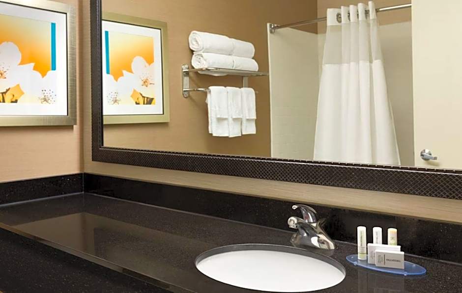 SureStay by Best Western Mount Pleasant Racine