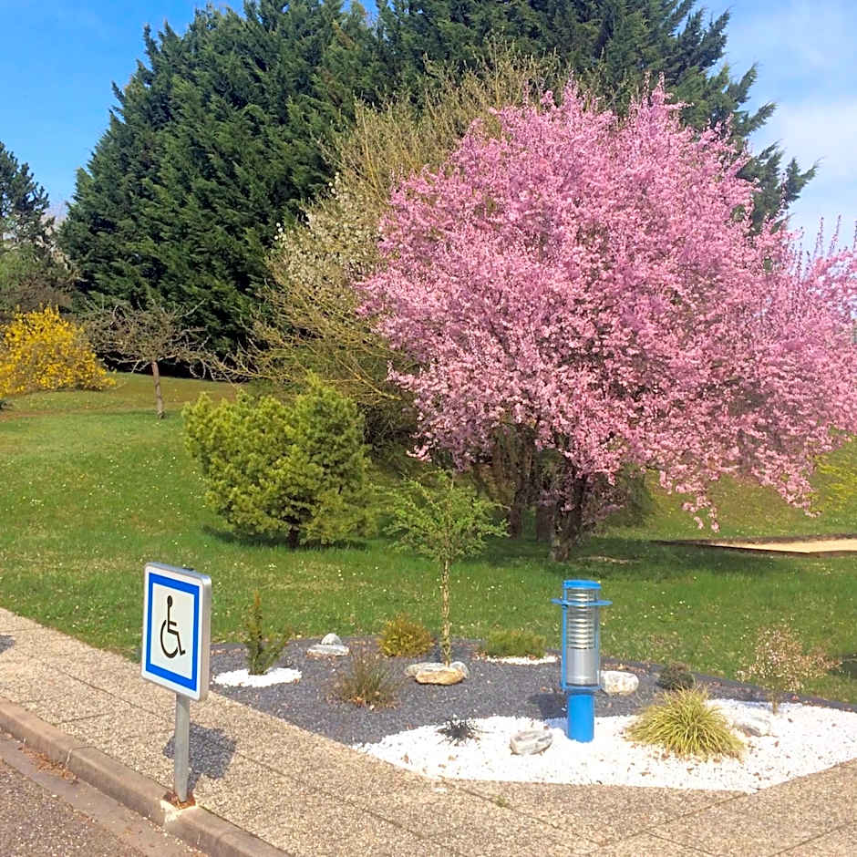 Les Orchidées Logis, Hôtel & Restaurant