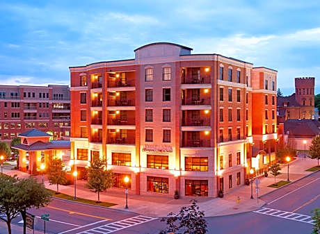 Hampton Inn By Hilton & Suites Saratoga Springs Downtown
