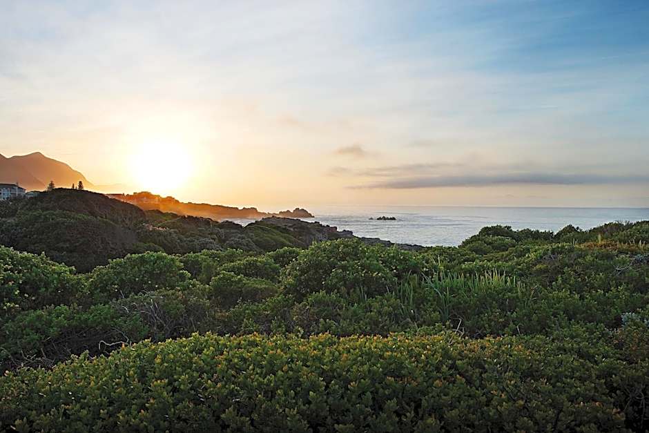 One Marine Drive Boutique Hotel & Spa by The Living Journey Collection