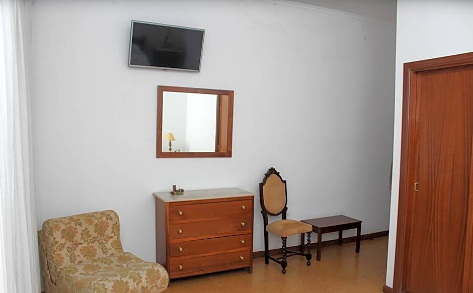 Hotel Oasis
