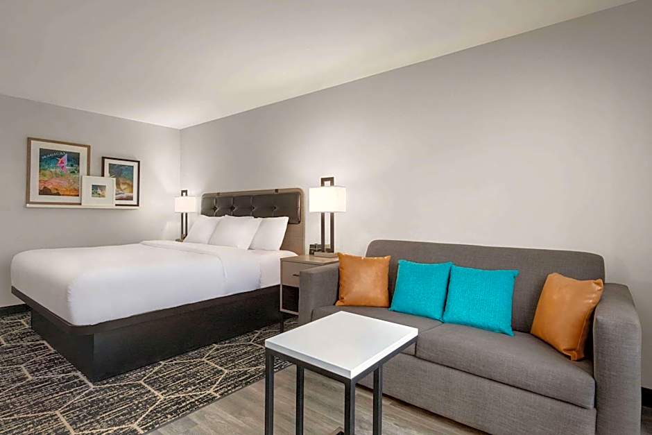 La Quinta Inn & Suites by Wyndham Dothan