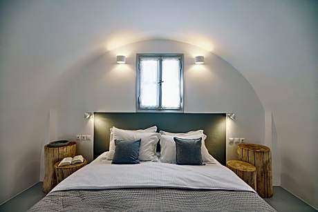 Sunset Residences with Balcony