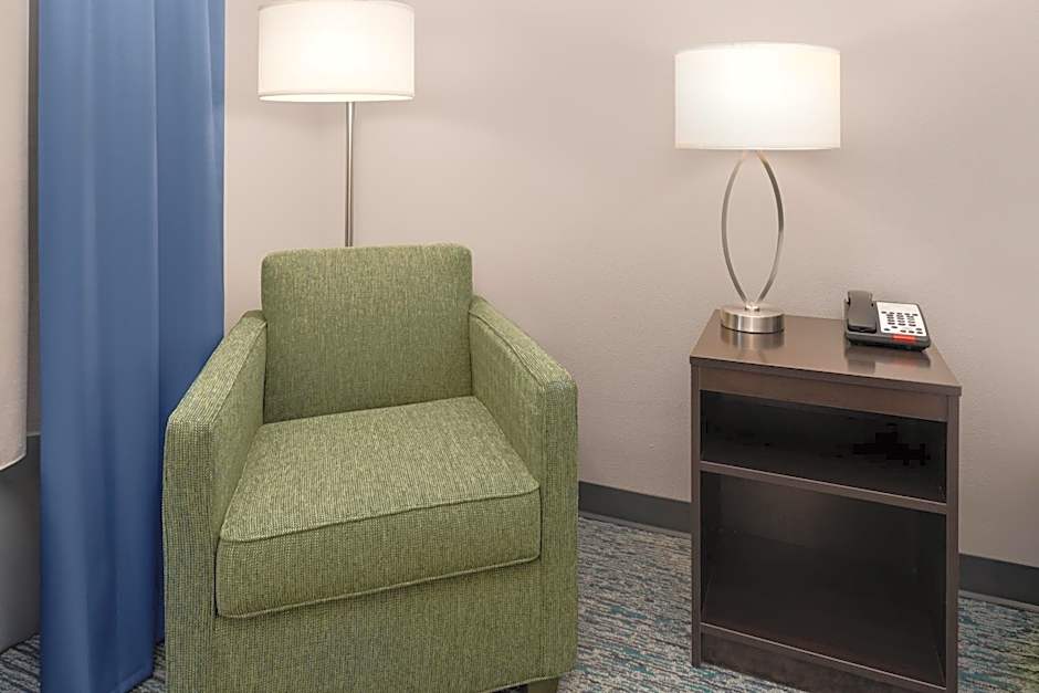 Garner Hotel Norman University Area By IHG