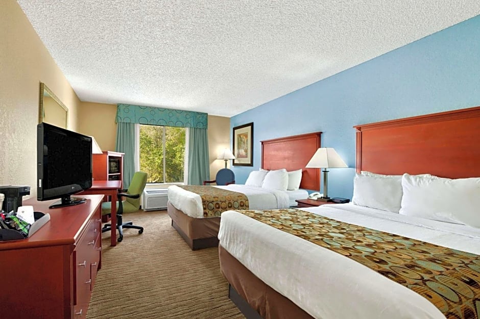 Baymont By Wyndham Gainesville I-75
